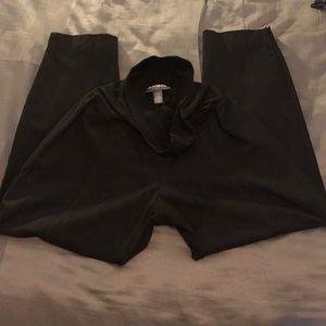 Pea in the Pod Capri Black Dress Pants